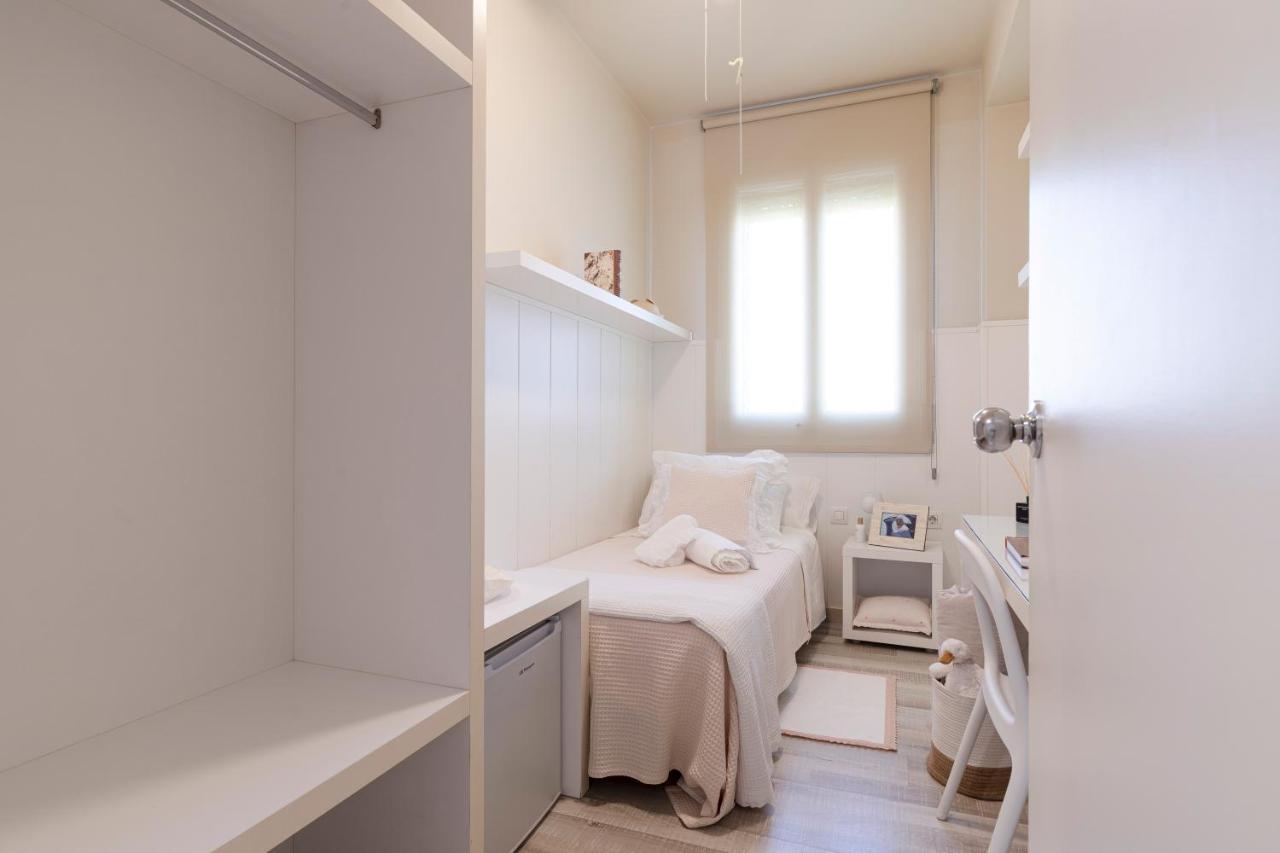Ar Residencia Estudiantil Barcelona Exterior photo